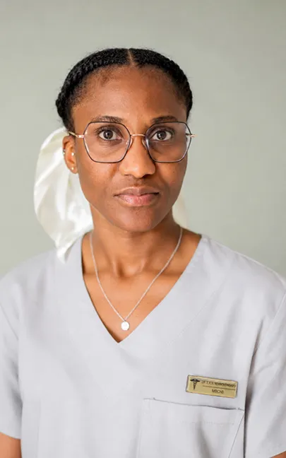 Dr Elisabeth